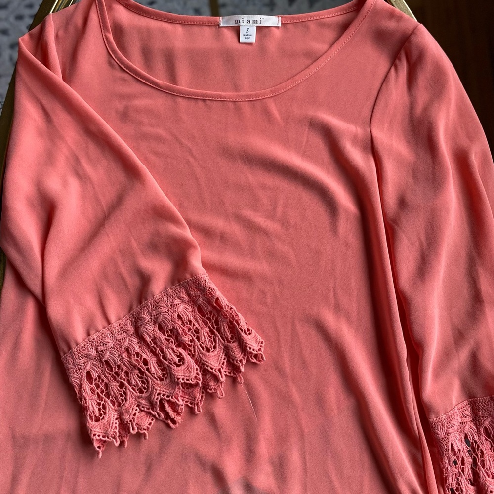 Francessca’s Sheet Organge Blouse with Split Back and Lace Sleeves